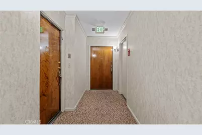 14521 Benefit St #102, Sherman Oaks, CA 91403 - Photo 5