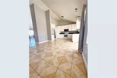 17074 Grand Mammoth Place, Victorville, CA 92394 - Photo 5