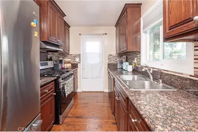3893 Overland Street, Riverside, CA 92503 - Photo 7