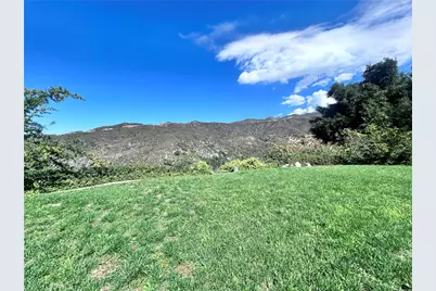 13054 Oak Crest Drive, Yucaipa, CA 92399 - Photo 27