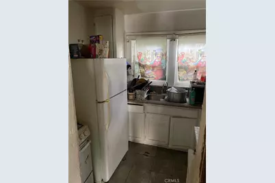 447 W 67th, Los Angeles, CA 90003 - Photo 9