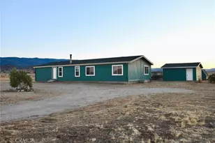 49645 3 Points Rd, Lancaster, CA 93536 - Photo 5