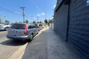 10605 Compton Ave, Los Angeles, CA 90002 - Photo 11