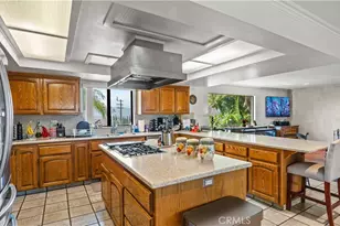 17850 Vista Del Lago Dr, Riverside, CA 92503 - Photo 9