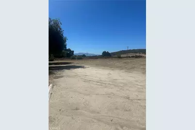 44250 E Benton, Hemet, CA 92544 - Photo 3