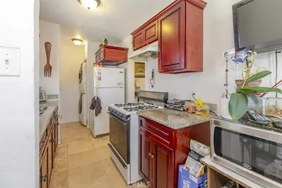 8110 S Halldale Avenue, Los Angeles, CA 90047 - Photo 17