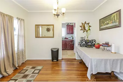 8110 S Halldale Avenue, Los Angeles, CA 90047 - Photo 7