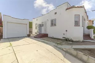 8110 S Halldale Ave, Los Angeles, CA 90047 - Photo 21