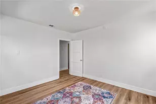 8943 S Hobart, Los Angeles, CA 90047 - Photo 23