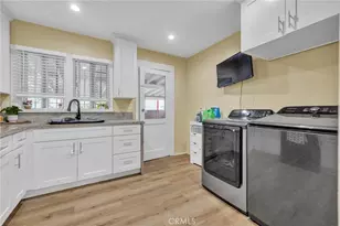 1548 E 54th St, Los Angeles, CA 90011 - Photo 17
