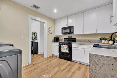 1548 E 54th Street, Los Angeles, CA 90011 - Photo 15