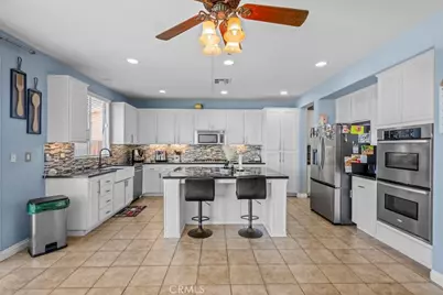 11863 Garret Lane, Victorville, CA 92392 - Photo 15