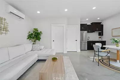 2111 S Bronson Ave, Los Angeles, CA 90018 - Photo 51