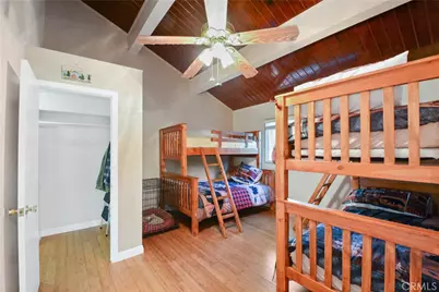 1942 Wilderness Rd, Running Springs, CA 92382 - Photo 17