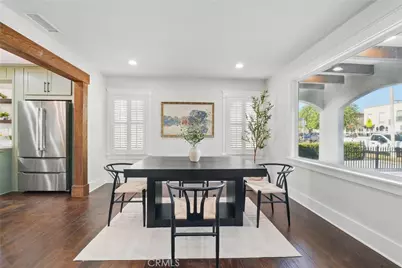 2111 S Bronson Ave, Los Angeles, CA 90018 - Photo 7