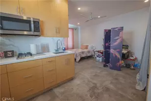 6641 Gerald Ave, Van Nuys, CA 91406 - Photo 41