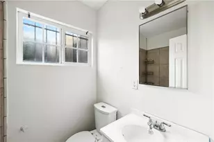 9430 Parmelee Ave, Los Angeles, CA 90002 - Photo 11