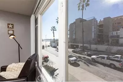 12 3rd Place, Long Beach, CA 90802 - Photo 5