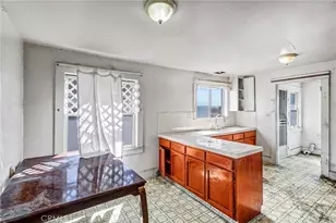 1661 Arlington Ave, Los Angeles, CA 90019 - Photo 9