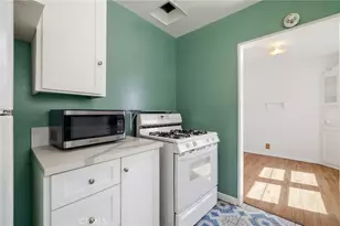 5951 S Van Ness, Los Angeles, CA 90047 - Photo 11