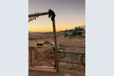 11843 Ivy, Hesperia, CA 92345 - Photo 17