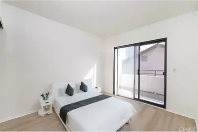 730 W 4th Street #413, Long Beach, CA 90802 - Photo 9