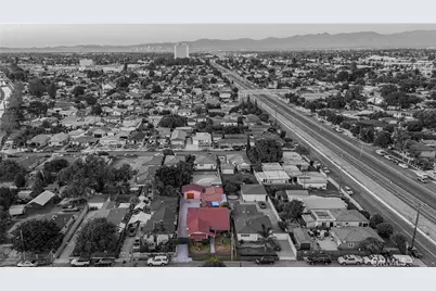 109 W Glencoe, Compton, CA 90220 - Photo 29