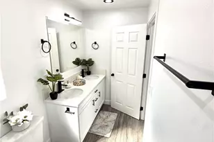 10816 Willowbrook, Los Angeles, CA 90059 - Photo 11