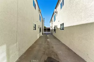 12143 Downey Avenue, Downey, CA 90242 - Photo 5