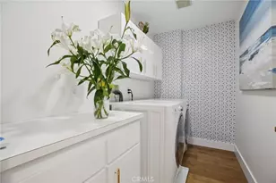 16542 Los Verdes Ln, Huntington Beach, CA 92649 - Photo 33