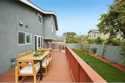 16542 Los Verdes Lane, Huntington Beach, CA 92649 - Photo 35