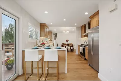 16542 Los Verdes Lane, Huntington Beach, CA 92649 - Photo 9