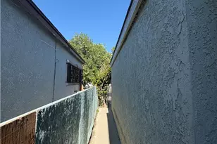 2110 E 113th, Los Angeles, CA 90059 - Photo 33