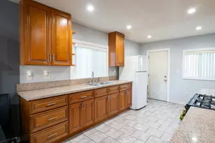 431 W 81st St, Los Angeles, CA 90003 - Photo 7