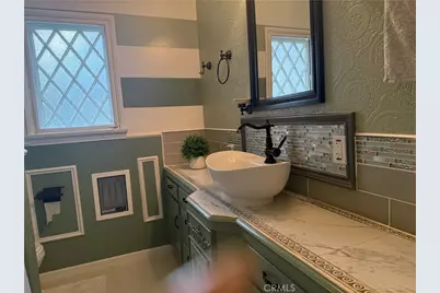 2779 N Arrowhead, San Bernardino, CA 92405 - Photo 5