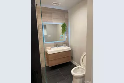 19530 Tuba Street, Northridge, CA 91326 - Photo 13