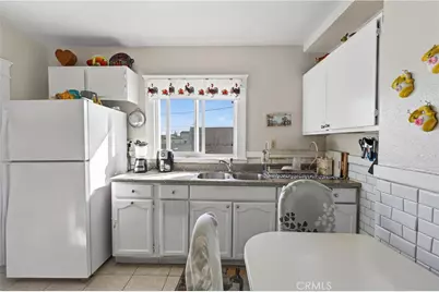 323 W 60th, Los Angeles, CA 90003 - Photo 19