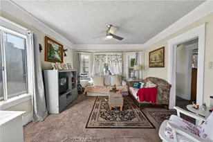 323 W 60th, Los Angeles, CA 90003 - Photo 9