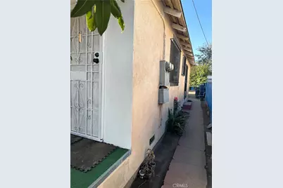 731 W 54th, Los Angeles, CA 90037 - Photo 9