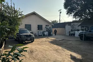 731 W 54th, Los Angeles, CA 90037 - Photo 11