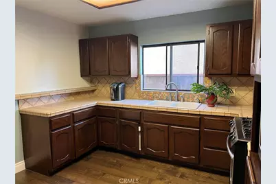 9601 San Juan Avenue, South Gate, CA 90280 - Photo 43