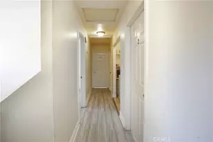 8718 Menlo Ave, Los Angeles, CA 90044 - Photo 29