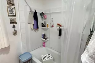 2116 S Palm Grove Ave, Los Angeles, CA 90016 - Photo 11