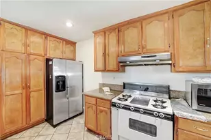 2930 W Florence, Los Angeles, CA 90043 - Photo 9