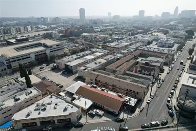 980 Yale, Los Angeles, CA 90012 - Photo 11