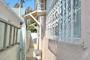 552 W 108th St, Los Angeles, CA 90044 - Photo 55