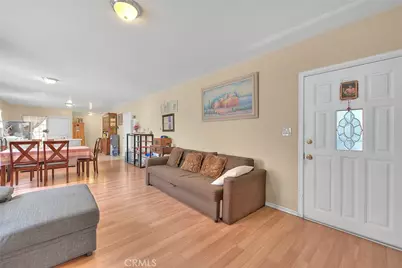 552 W 108th Street, Los Angeles, CA 90044 - Photo 27