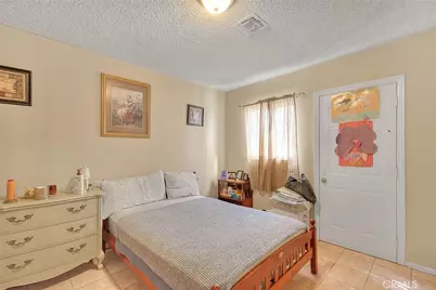 552 W 108th Street, Los Angeles, CA 90044 - Photo 47