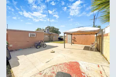 1301 E 106th, Los Angeles, CA 90002 - Photo 15