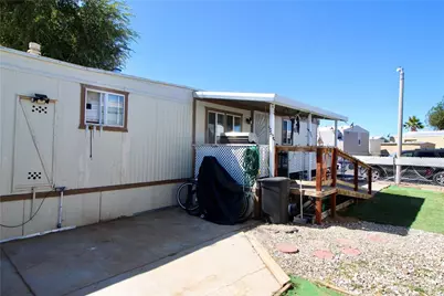 11423 Chamberlaine Way #58, Adelanto, CA 92301 - Photo 9